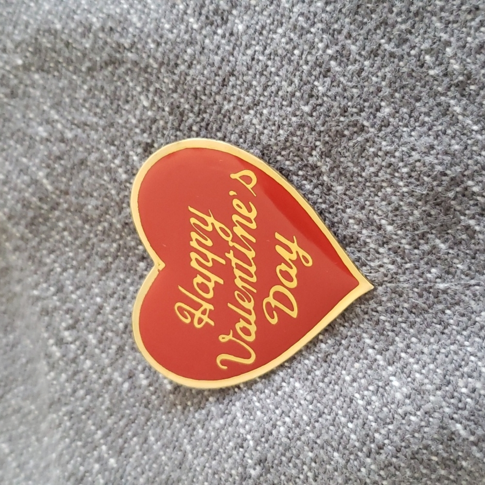 Valentines Day pin